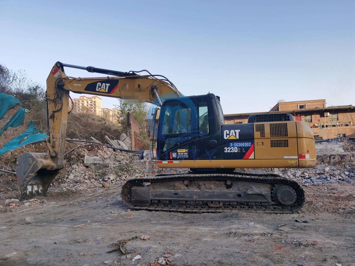 Excavadora usada CAT